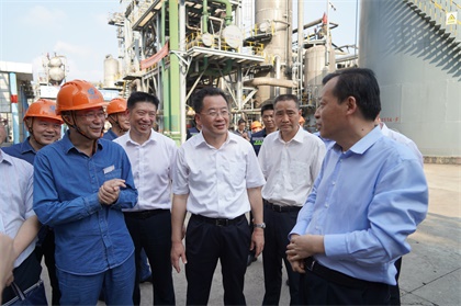 應(yīng)急部劉偉視察瀘天化 002.jpg