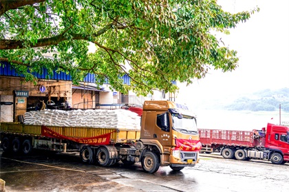 瀘天化股份公司開足馬力生產(chǎn)大寫企業(yè)擔(dān)當(dāng)