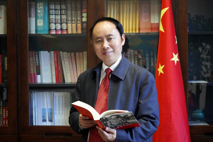 祝賀！瀘天化股份公司黨委書記、董事長廖廷君被授予全國五一勞動獎?wù)拢?/></p>
                <h3>祝賀！瀘天化股份公司黨委書記、董事長廖廷君被授予全國五一勞動獎?wù)拢?/h3>
                <p class=