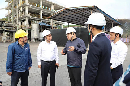 納溪區(qū)委書記譚榮兵一行到油脂公司開展生態(tài)環(huán)境專題調(diào)研