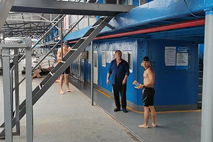 急流勇?lián)?瀘天化精神耀長江 | 記瀘天化碼頭值班人員“雙節(jié)”假期勇救遇險游泳青年