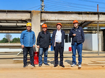 瀘天化股份公司黨委書(shū)記、董事長(zhǎng)廖廷君一行到公司化工園區(qū)建設(shè)項(xiàng)目現(xiàn)場(chǎng)檢查指導(dǎo)工作